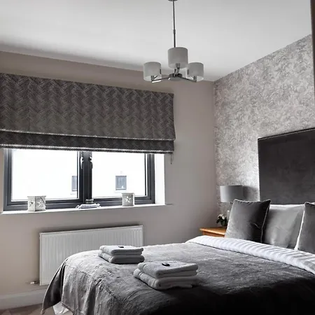 Alex Court * Leixlip