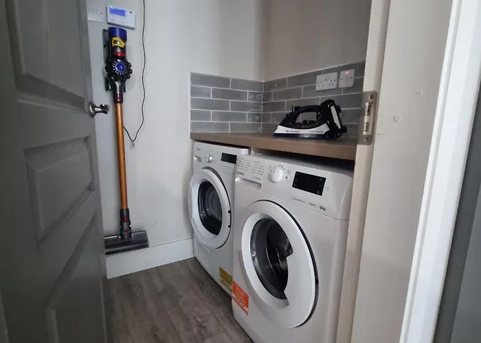 Alex Court * リークスリップ