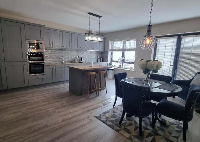 Alex Court リークスリップ