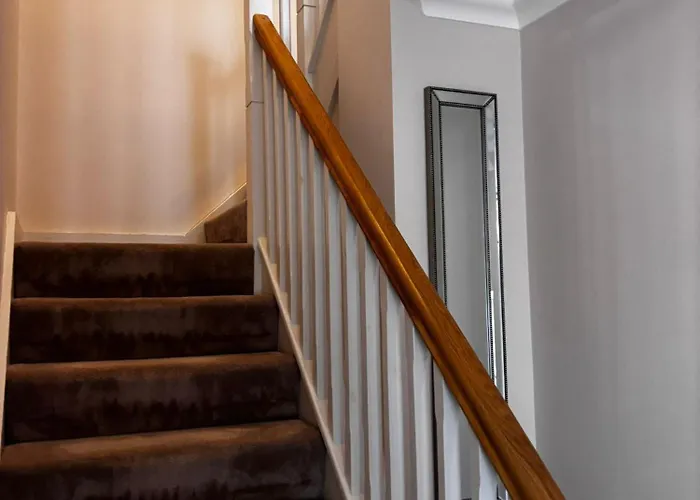 ホテル Alex Court リークスリップ