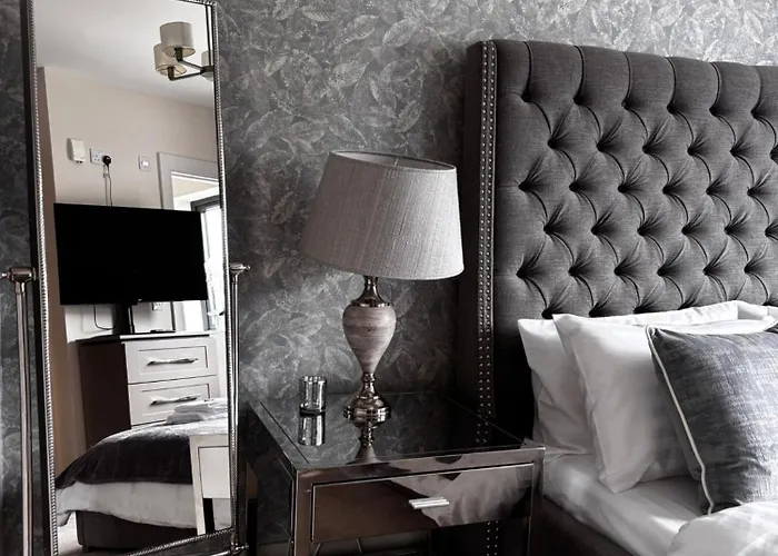 Alex Court リークスリップ